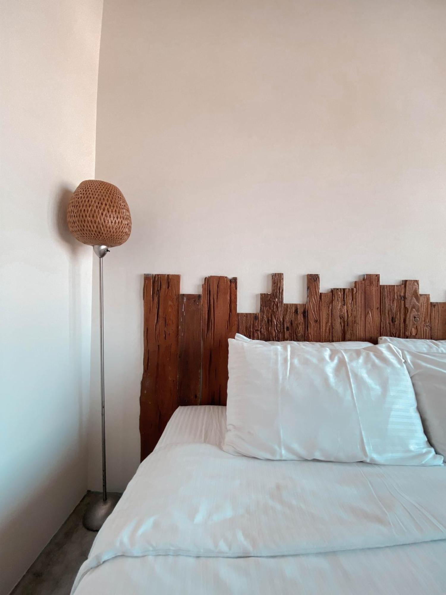 Lugo Hotel Manzhou Bilik gambar